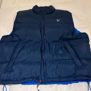 American Eagle Outfitters Navy Puffer Vest, Men's